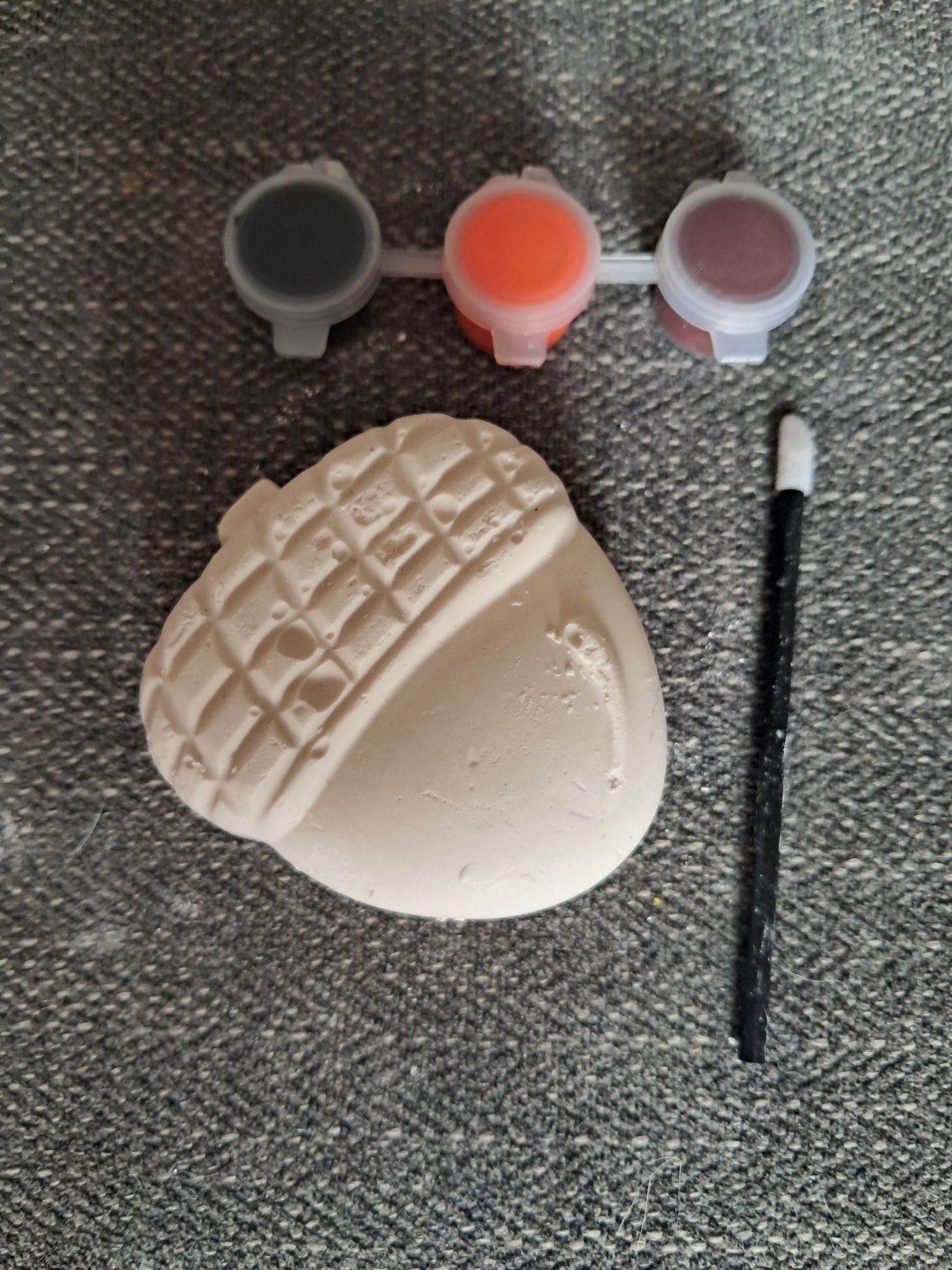 Acorn paint set