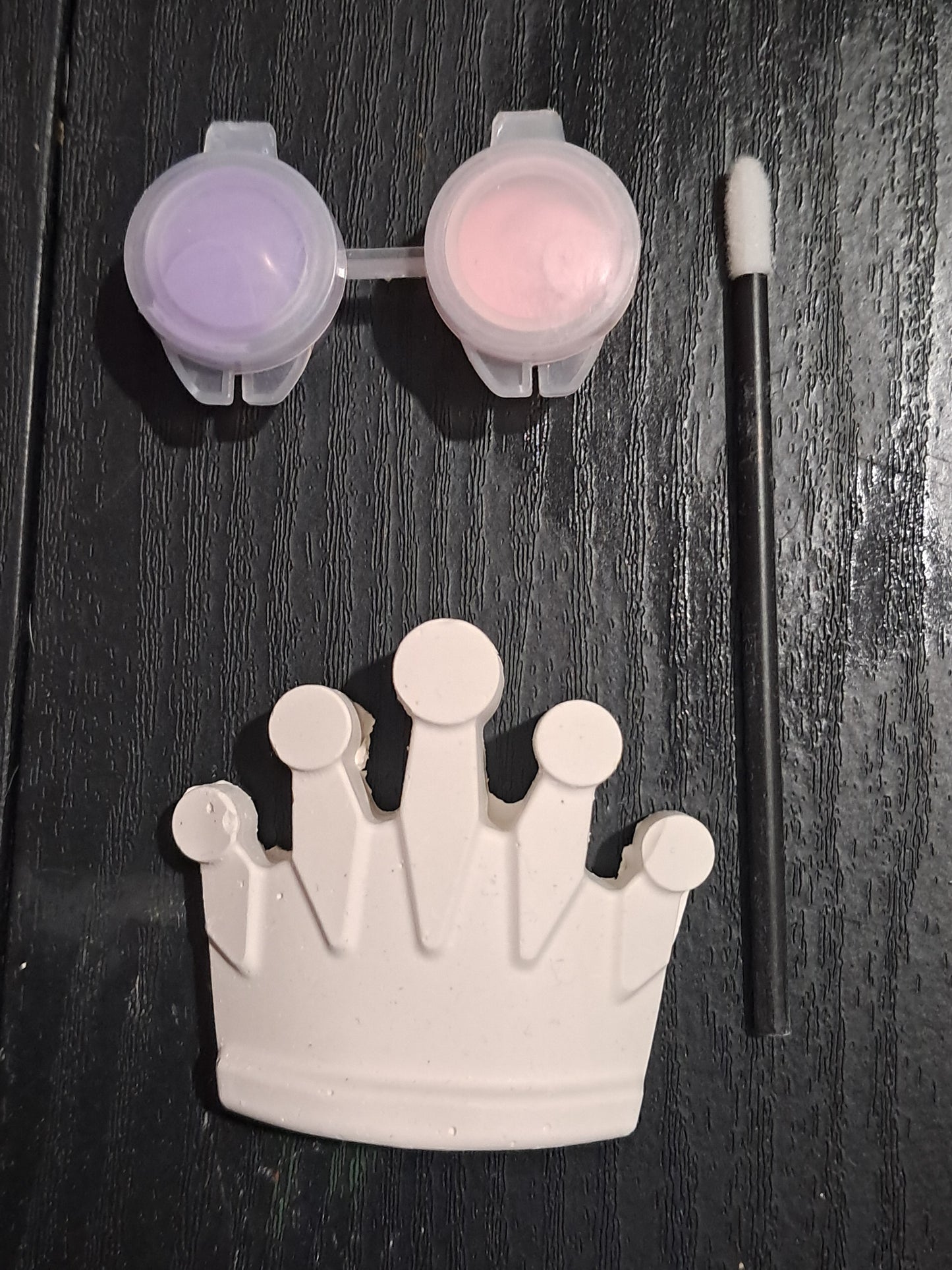 crowns paint set