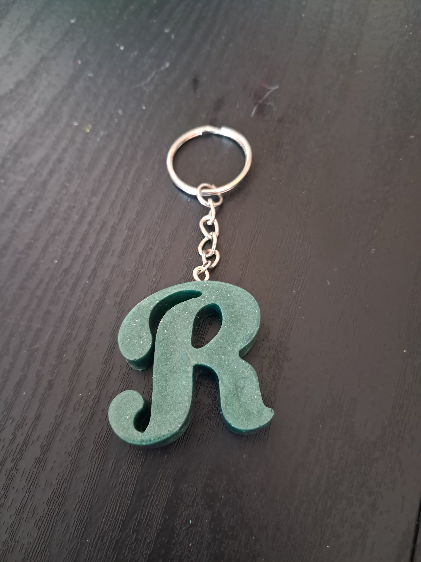 R Resin Intial keyring