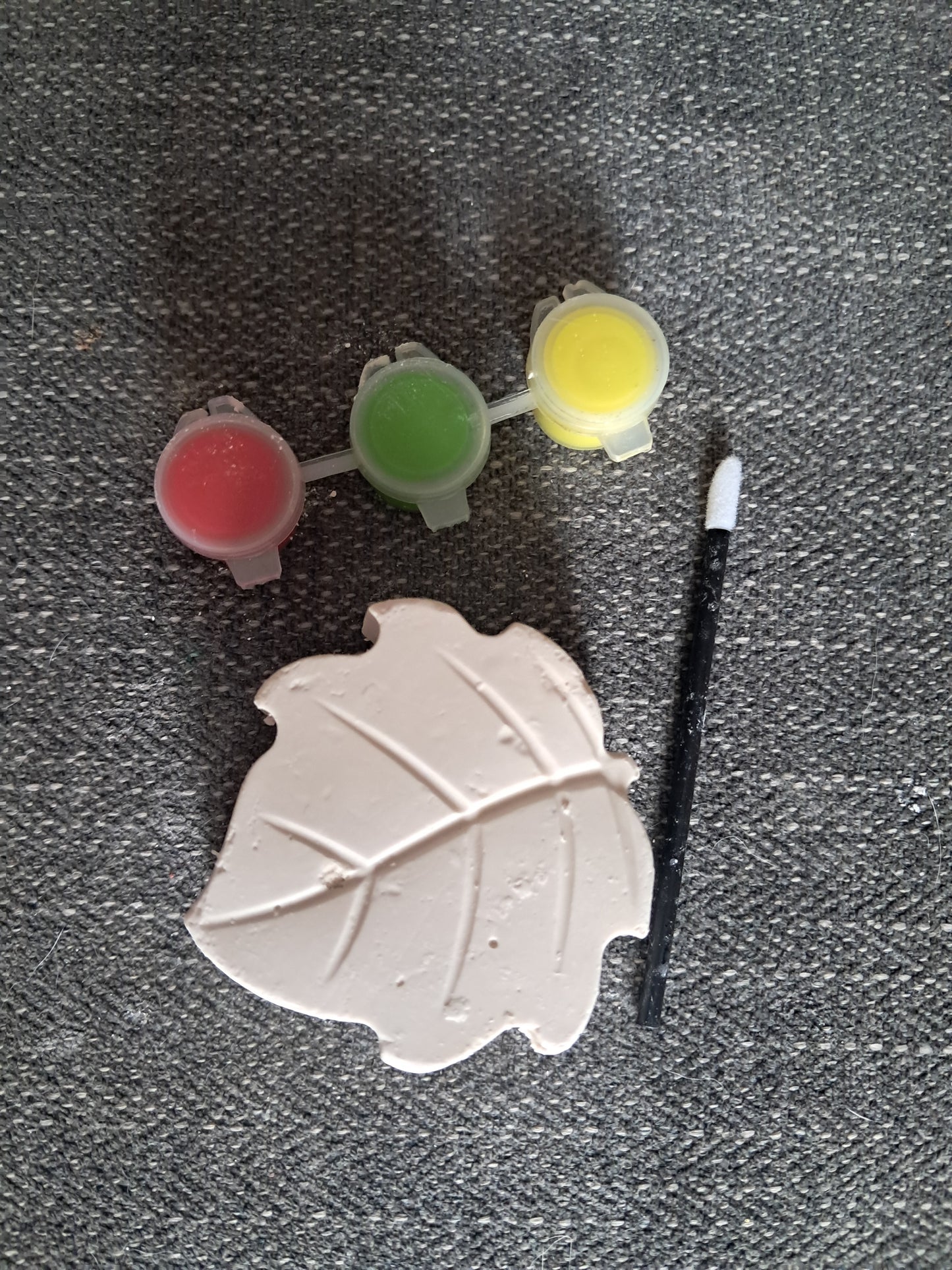 Leaf paint set
