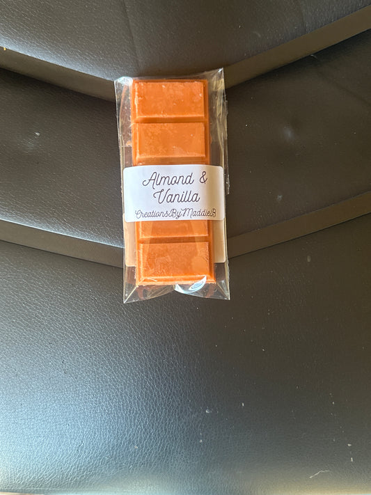 Almond and vanilla wax melt