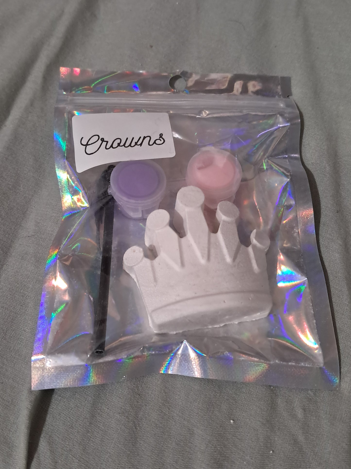 Small crown paint set